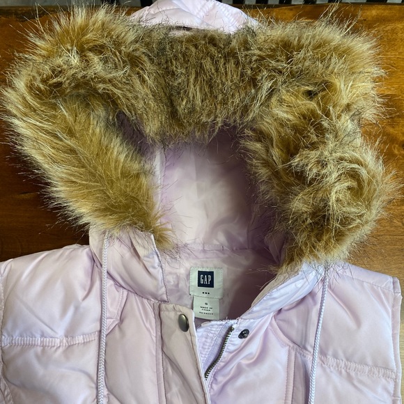 NEW Puffer Vest - Picture 3 of 4